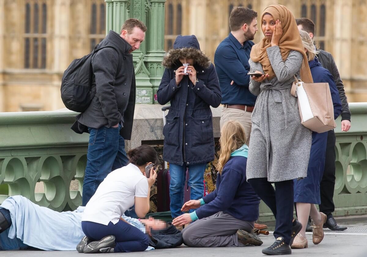London attack: Muslim woman photographed on Westminster Bridge during terror incident speaks out