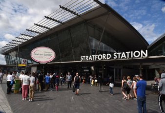 Stratford TfL worker allegedly tells Muslim woman she can take balloons on train as long as she doesn’t ‘bomb them up’